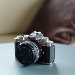 ヨドバシ.com - ニコン NIKON NIKKOR Z 40mm f/2 （SE） [単焦点レンズ