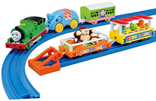 TAKARA TOMY PLARAIL THOMAS & FRIENDS PERCY & ZOO WAGONS SET NEW