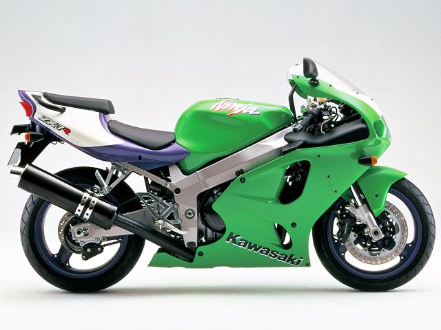 カワサキ（KAWASAKI）1996年 Ninja ZX-7R・新登場のカタログ情報