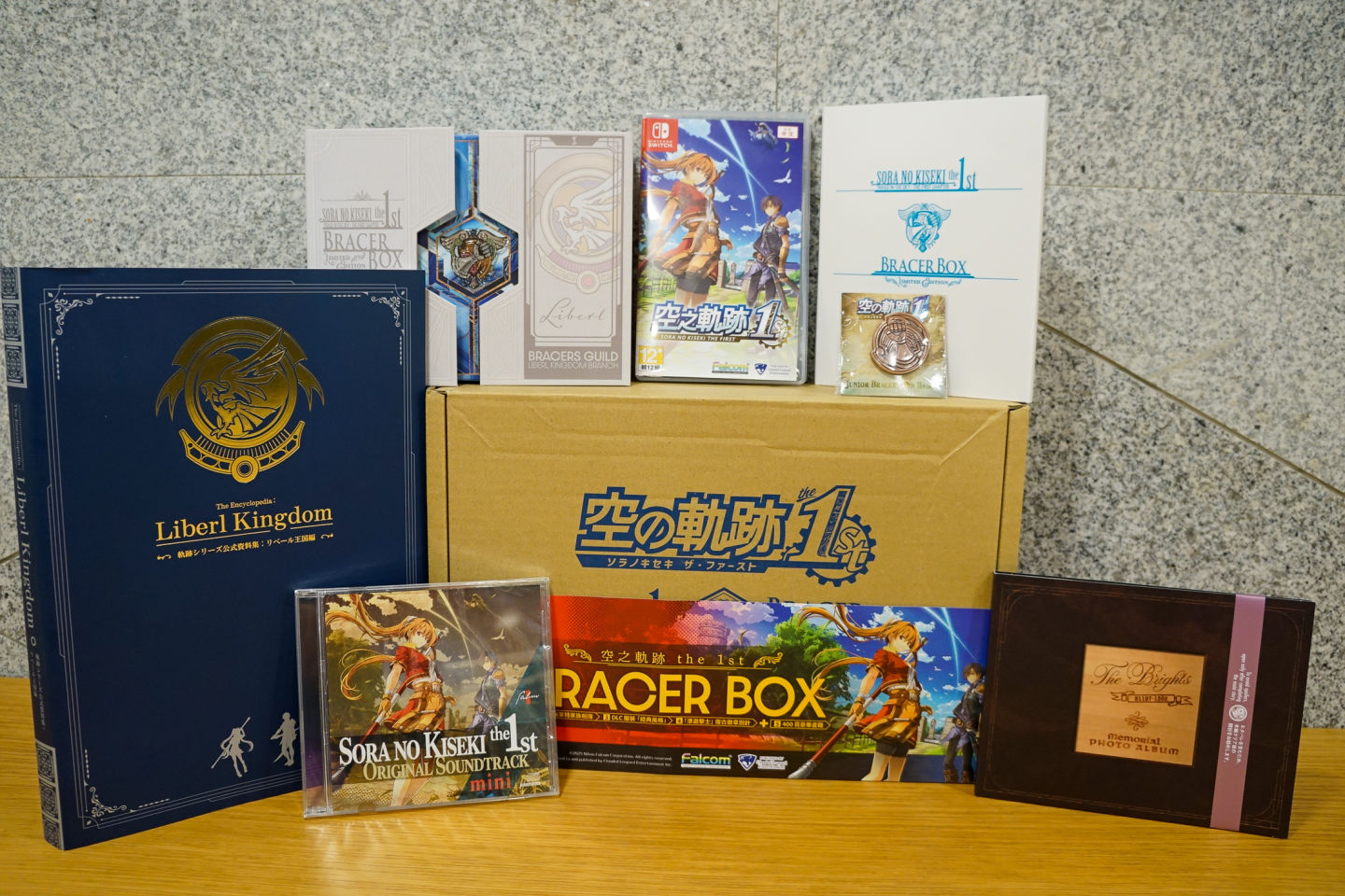 空之軌跡the 1st》Bracer Box 開箱，全彩收錄利貝爾王與20 年間《空軌