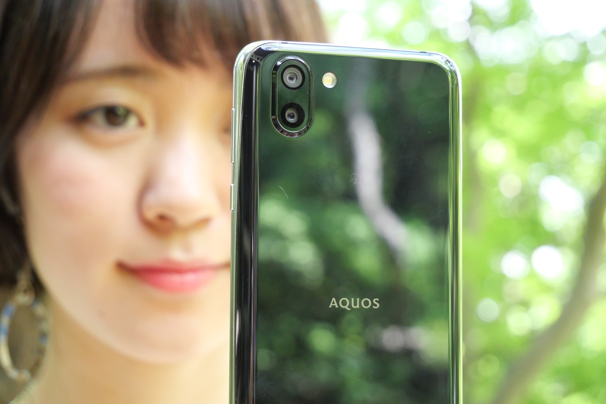 今までとは一味違う！ 「AQUOS R2」デュアルカメラで撮りつくす：荻窪