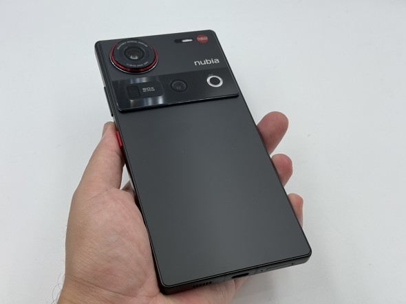 12万円台からの最上位スマホ「nubia Z70 Ultra」を試す ギーク向けだが