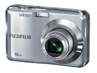 1400万画素CCDに5倍ズーム、充実装備の乾電池モデル「FinePix AX300