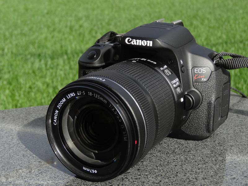 EOS Kiss X6i」第1回――神田川クルーズで動画と静止画を撮ろう：長期