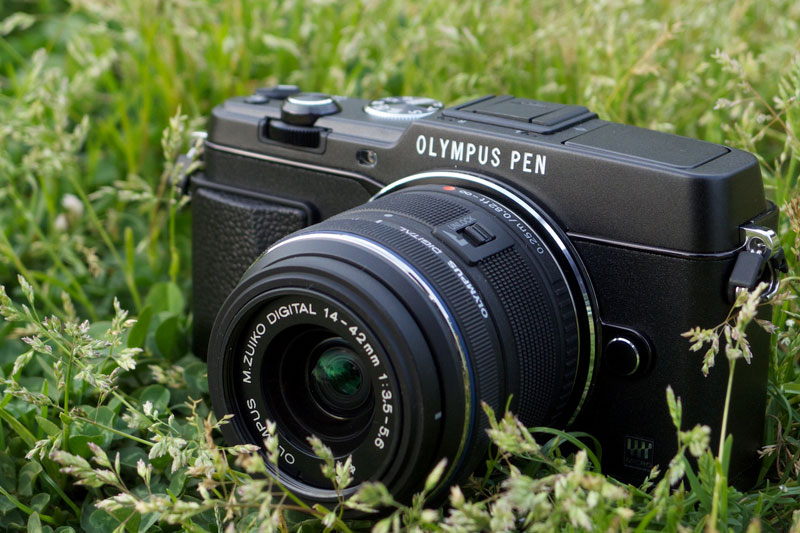 OM-Dをしのぐ高性能機 「OLYMPUS PEN E-P5」（β） ファースト