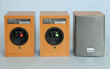 自然なシアター重低音を3万円台で――オンキヨー「BASE-V10X」：レビュー