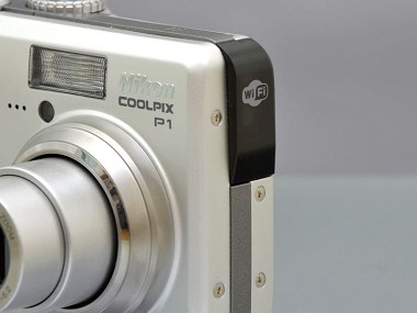 ワイヤレスを手に入れたデジカメの快適さ――ニコン「COOLPIX P1