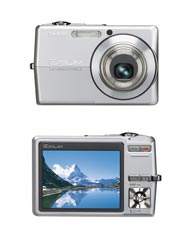 撮影機能を充実させた7メガコンパクト――「EXILIM ZOOM EX－Z700