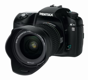 1020万画素＋手ブレ補正のデジタル一眼レフ中級機「PENTAX K10D