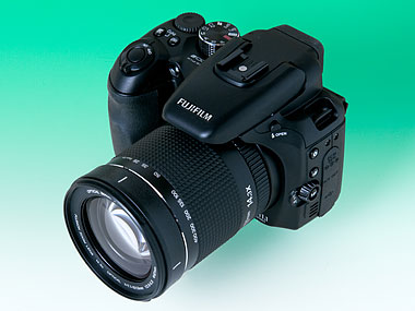 広ダイナミックレンジ機「FinePix S100FS」の実力を検証：レビュー（1