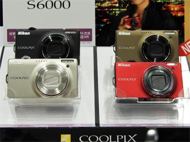ニコン、世界最薄7倍ズーム「COOLPIX S6000」など3機種 - ITmedia NEWS