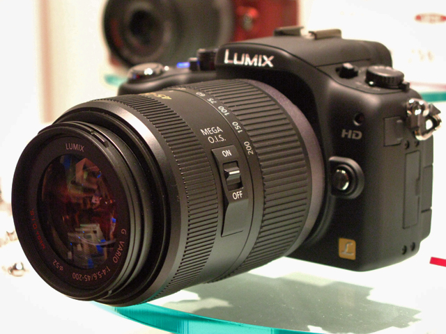 世界初のタッチパネルネオ一眼、パナソニック「DMC-G2」 - ITmedia NEWS