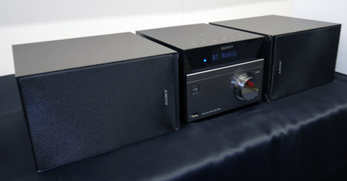 ソニー、NFC／Bluetooth対応の小型コンポ「CMT-SBT40」を発売：お
