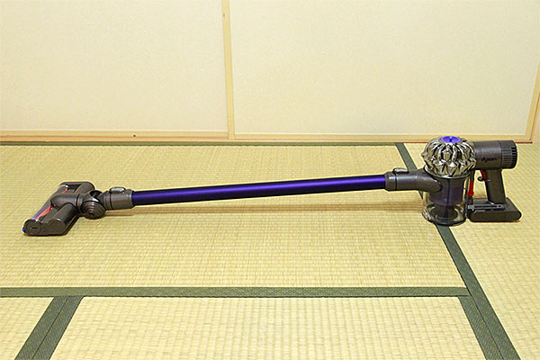 コードレスなのにパワフル――ダイソン「DC62」がやってきた（1/2 ページ
