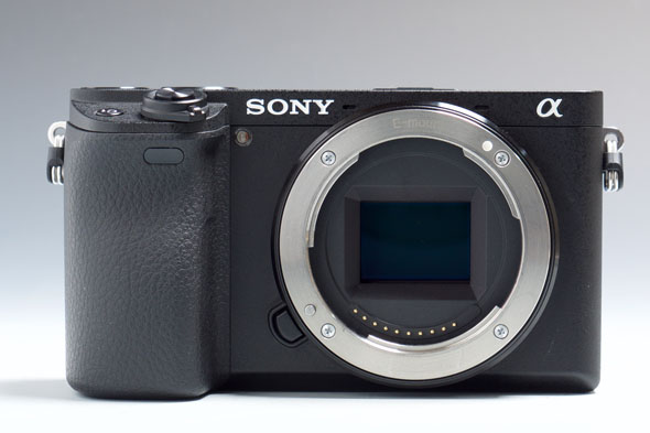 AFが速くて追従性が高くて連写も快適な「α6300」：高くなったけど（1/3