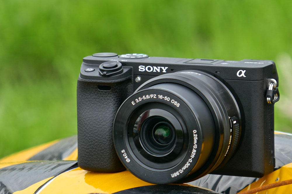 AFが速くて追従性が高くて連写も快適な「α6300」：高くなったけど（1/3