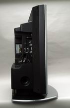 なんと37インチワイド液晶ディスプレイがPCにっ！――富士通「FMV