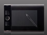 ワコム、高性能ペンタブ「Intuos4」にソフトバンドルパッケージ2種類を