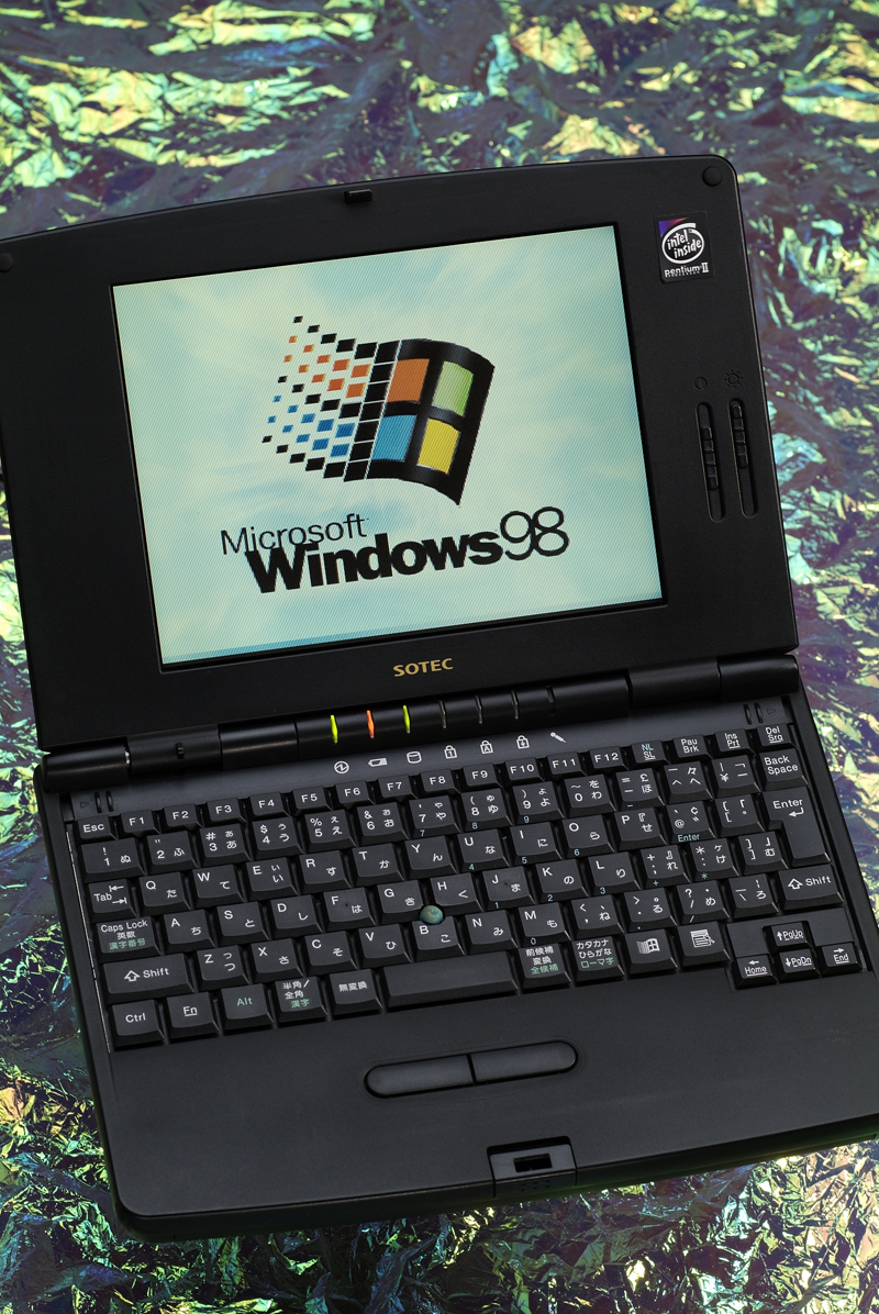 プロダクトに宿る“魂の声”を聴け――「WinBook Trim 133」：矢野渉の