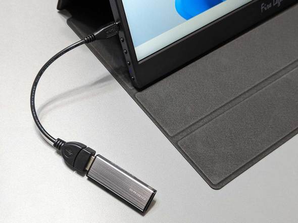 日本エイサーの「16PM1QAbmiuuzx」はマウスやUSBメモリも接続できる