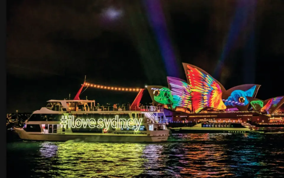 2025年ビビッド シドニー（Vivid Sydney ）スペシャルディナークルーズ