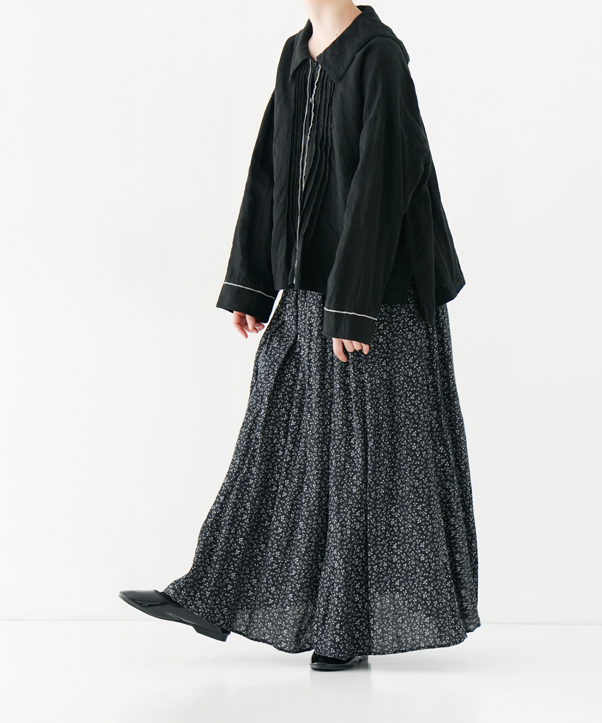 リネン配色メローセーラーブラウス｜nest Robe / CONFECT ONLINE SHOP