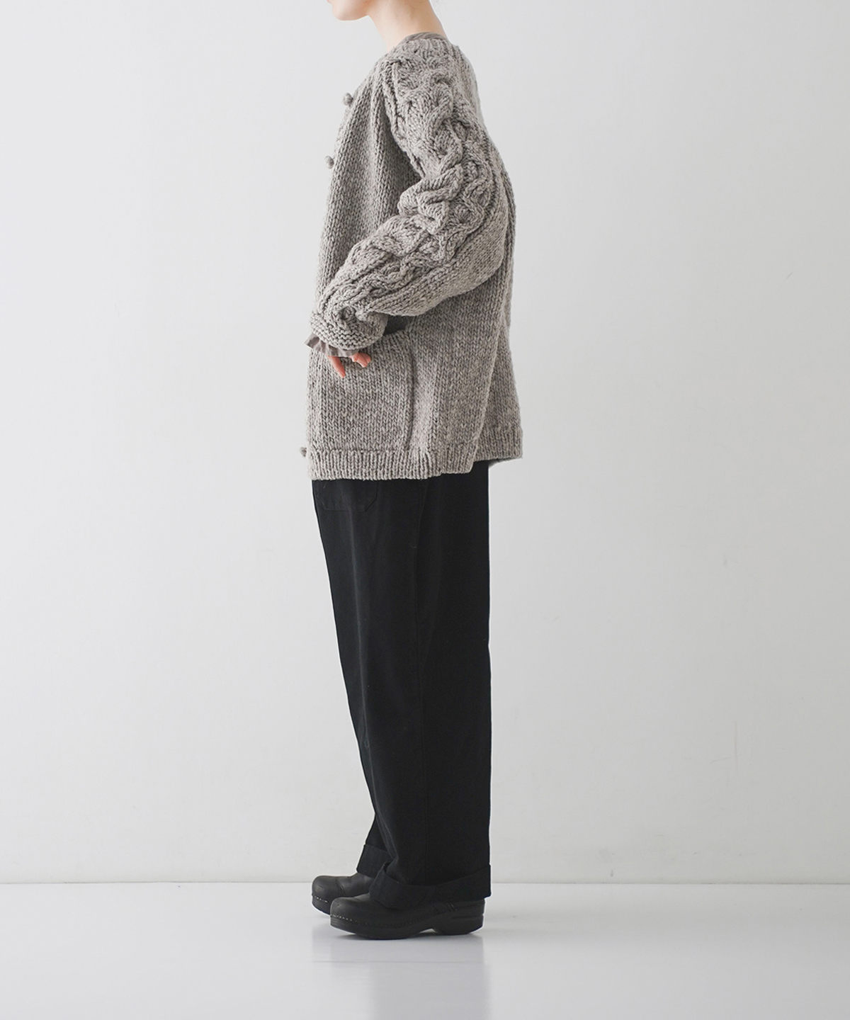 ペルーケーブルスリーブニットカーディガン｜nest Robe / CONFECT