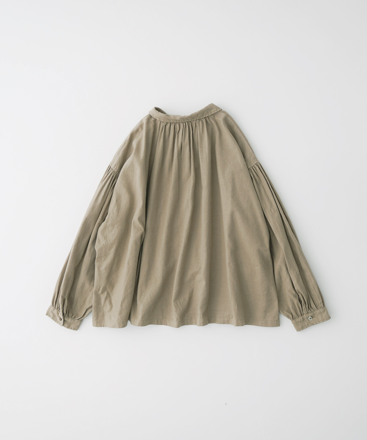 UpcycleLino] 起毛ギャザーブラウス｜nest Robe / CONFECT ONLINE SHOP