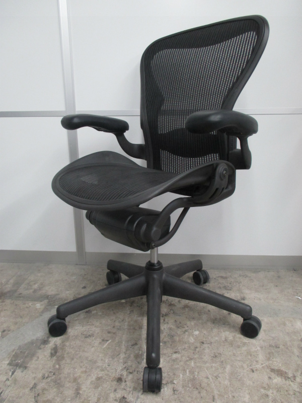 中古】アーロンチェア AE111PWB Herman Miller/ハーマンミラー チェア