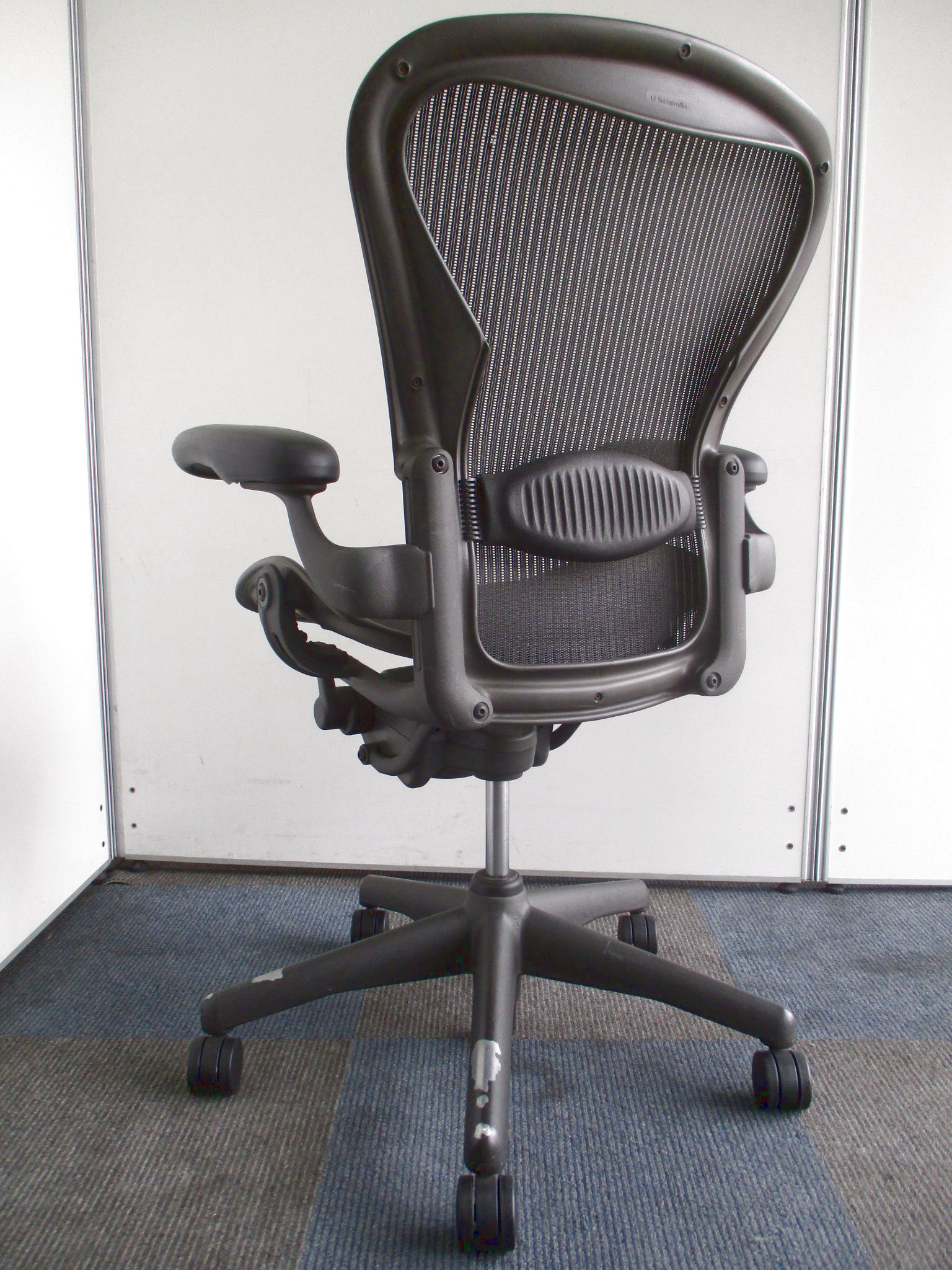 中古】アーロンチェア AE111PWB AJG1BBFP BK 3D01 Herman Miller
