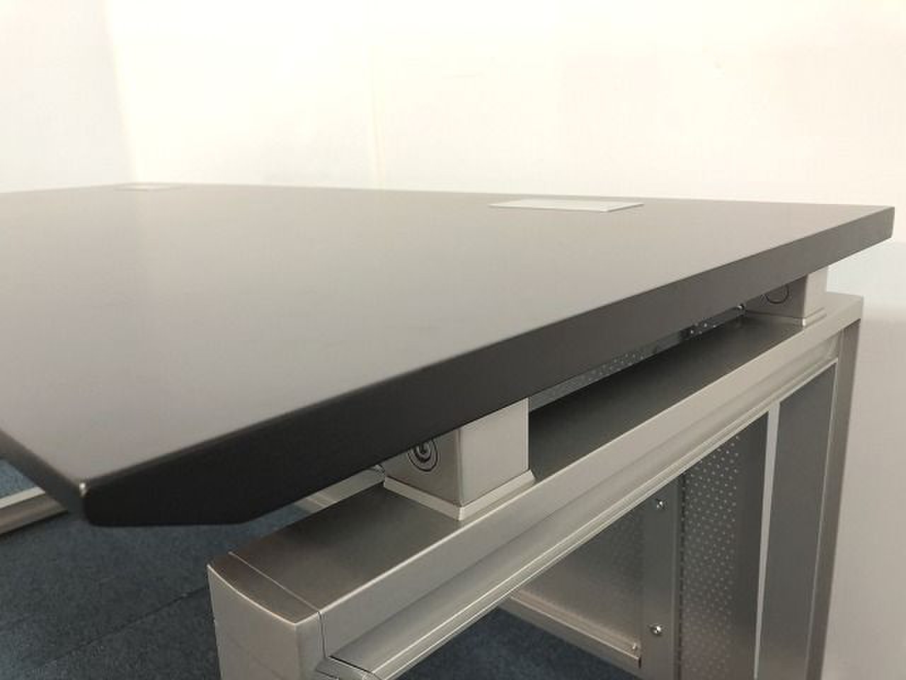 中古】インフューズ イトーキ/ITOKI 平机 292073 - 中古オフィス家具