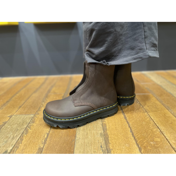 Dr.Martens 新作 ZEBZAG レースレス ブーツ | ドクターマーチン