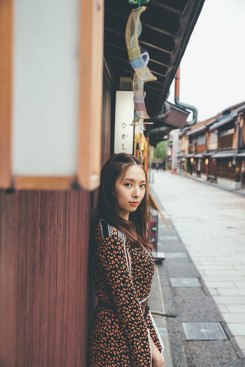 乃木坂46新内眞衣2nd写真集（仮） 【星野書店限定特典ポスト