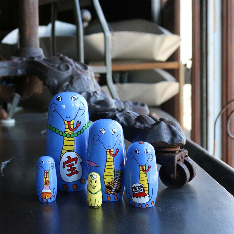 HAPPY NEW SNAKE | マトリョーシカ - S T L O W - l i f e