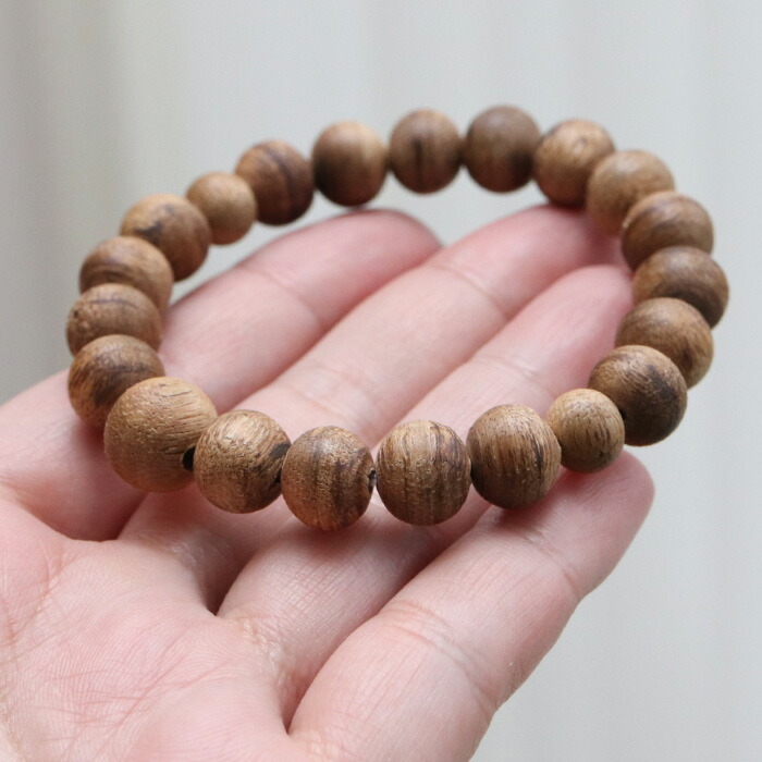 楽天市場】沈香 数珠ブレスレット 尺七玉（約10×11ミリ） 桐箱入り