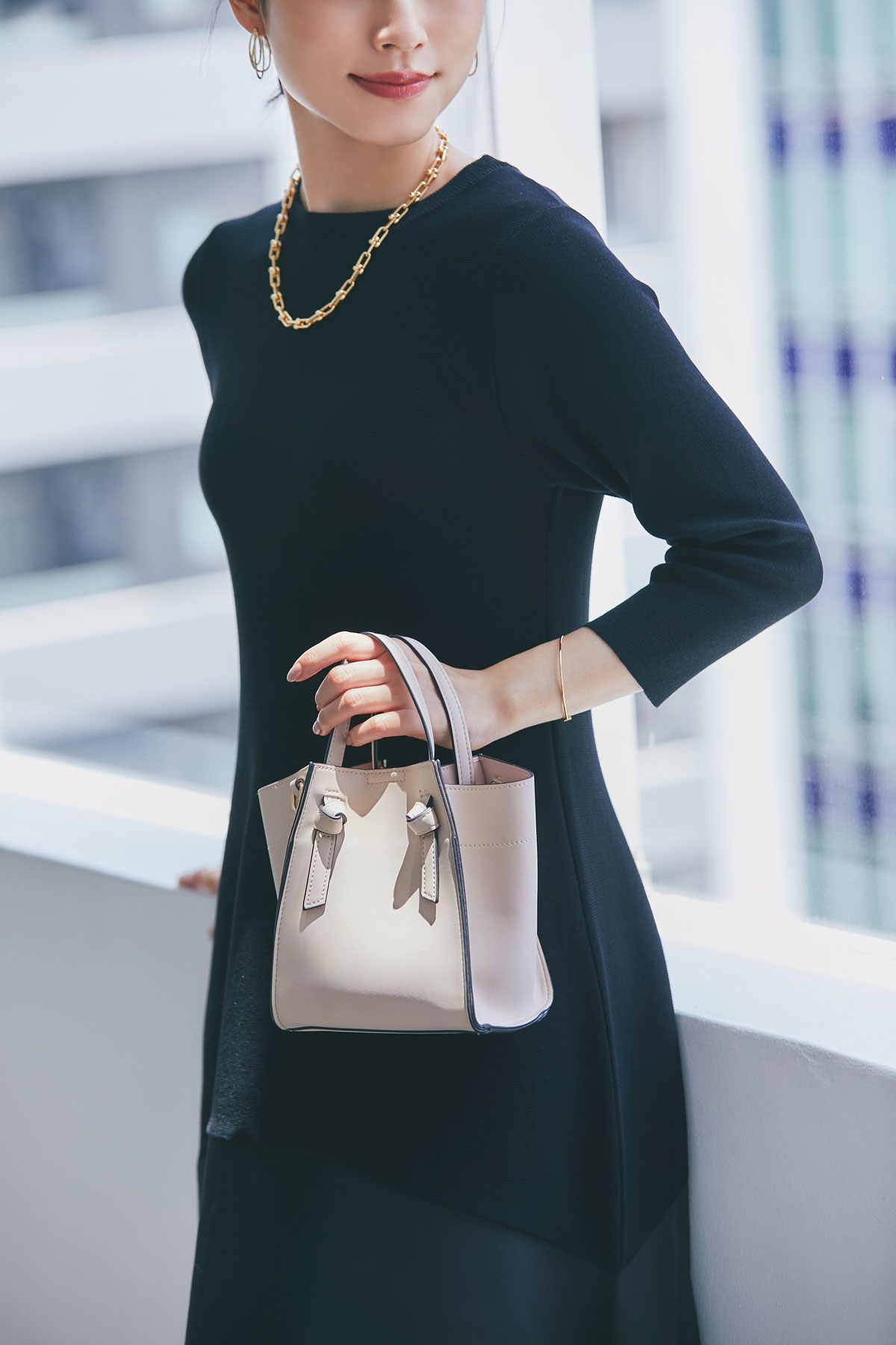 Takakoさん着用】タフタ切替ニットドッキングワンピース