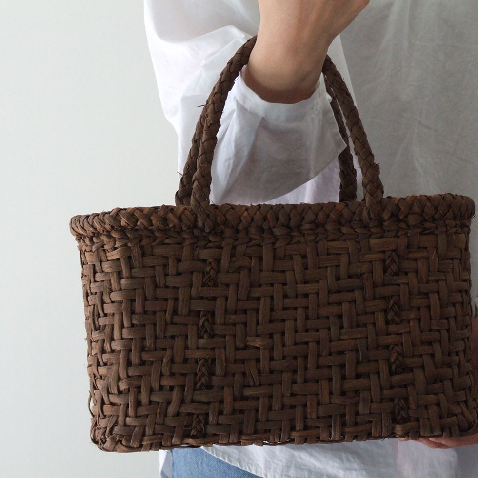 楽天市場】純国産 福島奥会津編み組細工山葡萄かごバッグ 網代編み 三