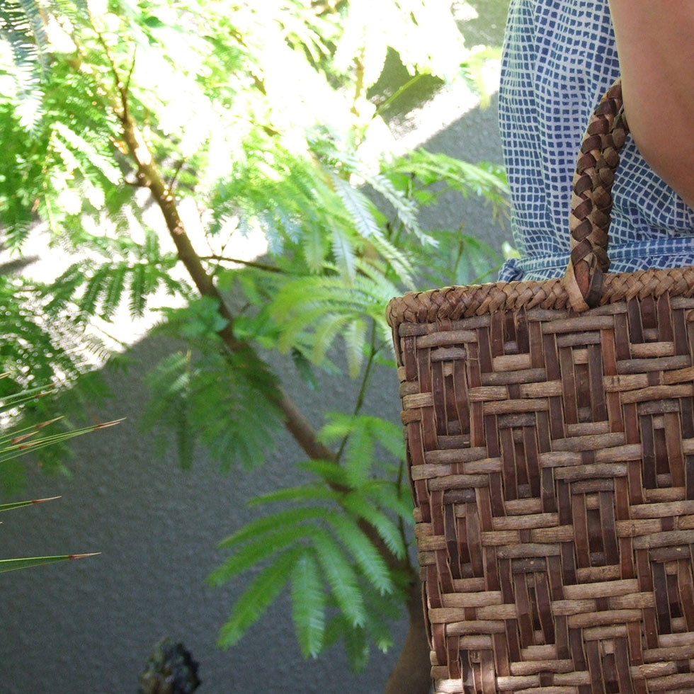 楽天市場】純国産 胡桃かごバッグ 亀甲編み 表裏 : おまめ