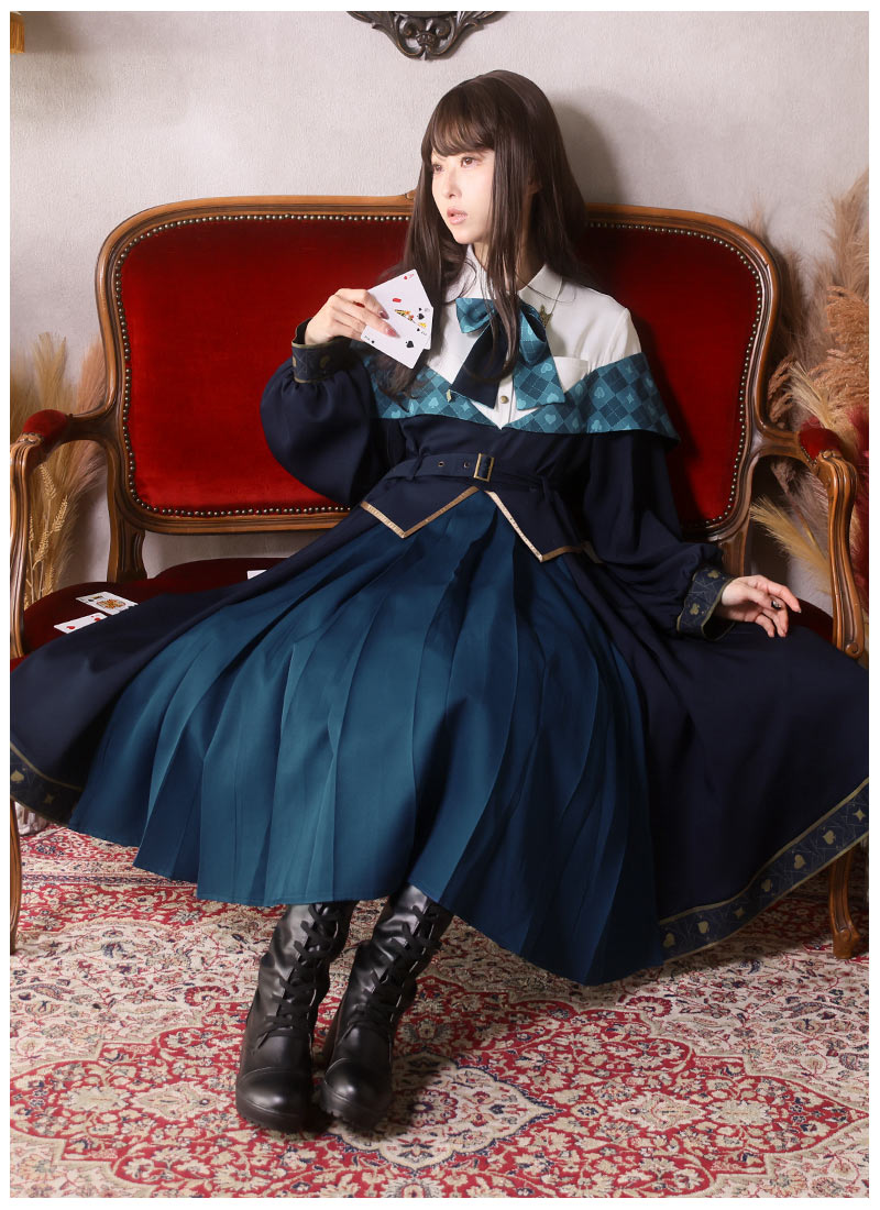 ハートの女王とアリスの重ね着風豪華ワンピース ｜ Favorite