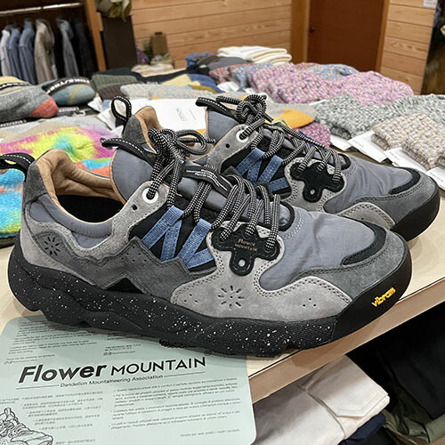 数量限定 希少なスニーカー NANGA × Flower MOUNTAIN YAMANO3 ナンガ