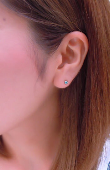 楽天市場】『ジュエリークイーン』プラチナ (Pt900) ブルー