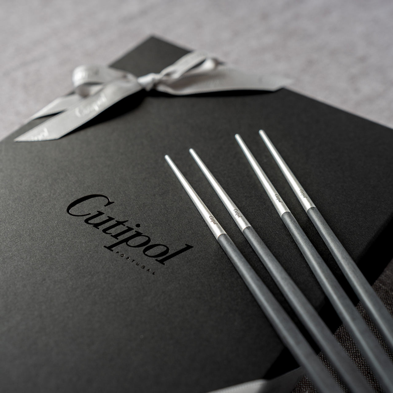 楽天市場】【正規取扱店】 クチポール KUBE キューブ 箸 箸置き 夫婦膳