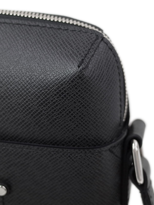 LOUIS VUITTON】ルイヴィトン『タイガ グリゴリ メッセンジャー PM