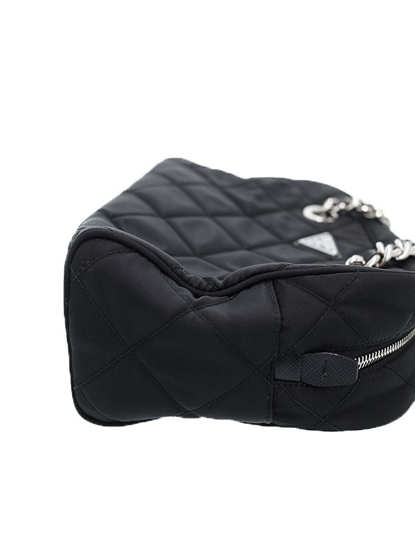 PRADA】プラダ『キルティング ナイロン チェーンショルダーバッグ