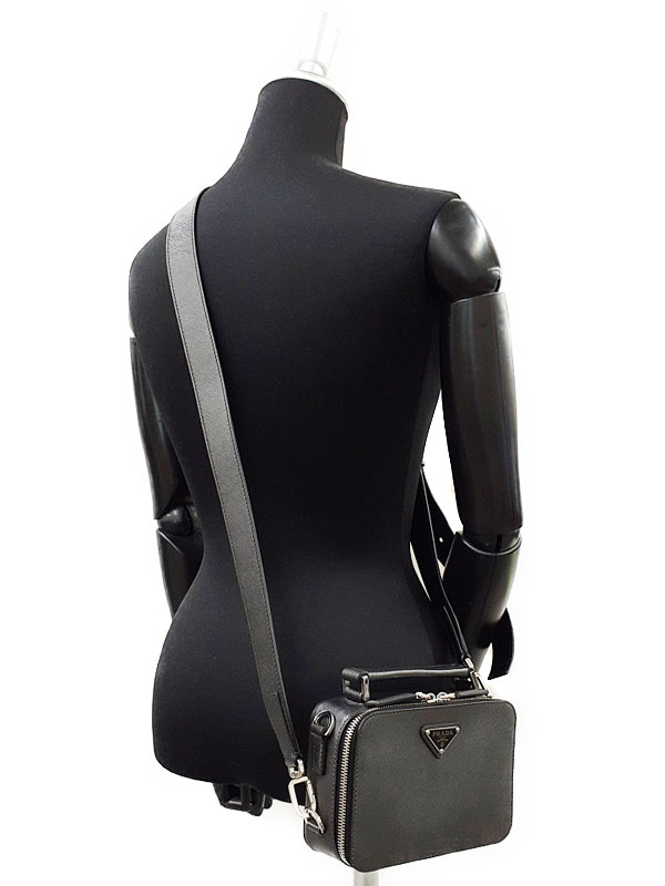 PRADA】プラダ『ブリック サフィアーノレザー バッグ』2VH070