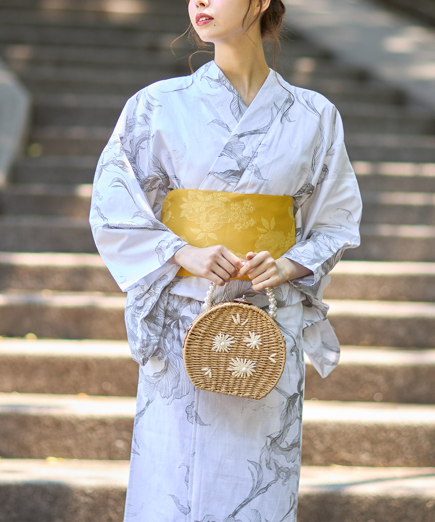 浴衣＆作り帯の2点セット】水彩画×洋花柄浴衣