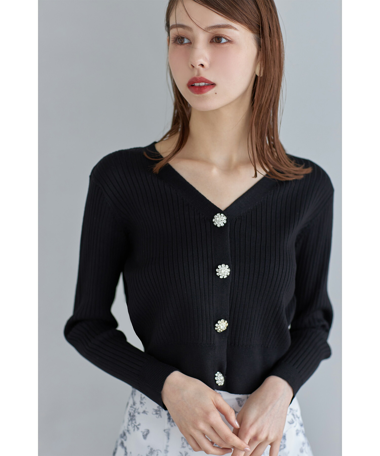 フラワービジュー付きショート丈リブニットカーディガン