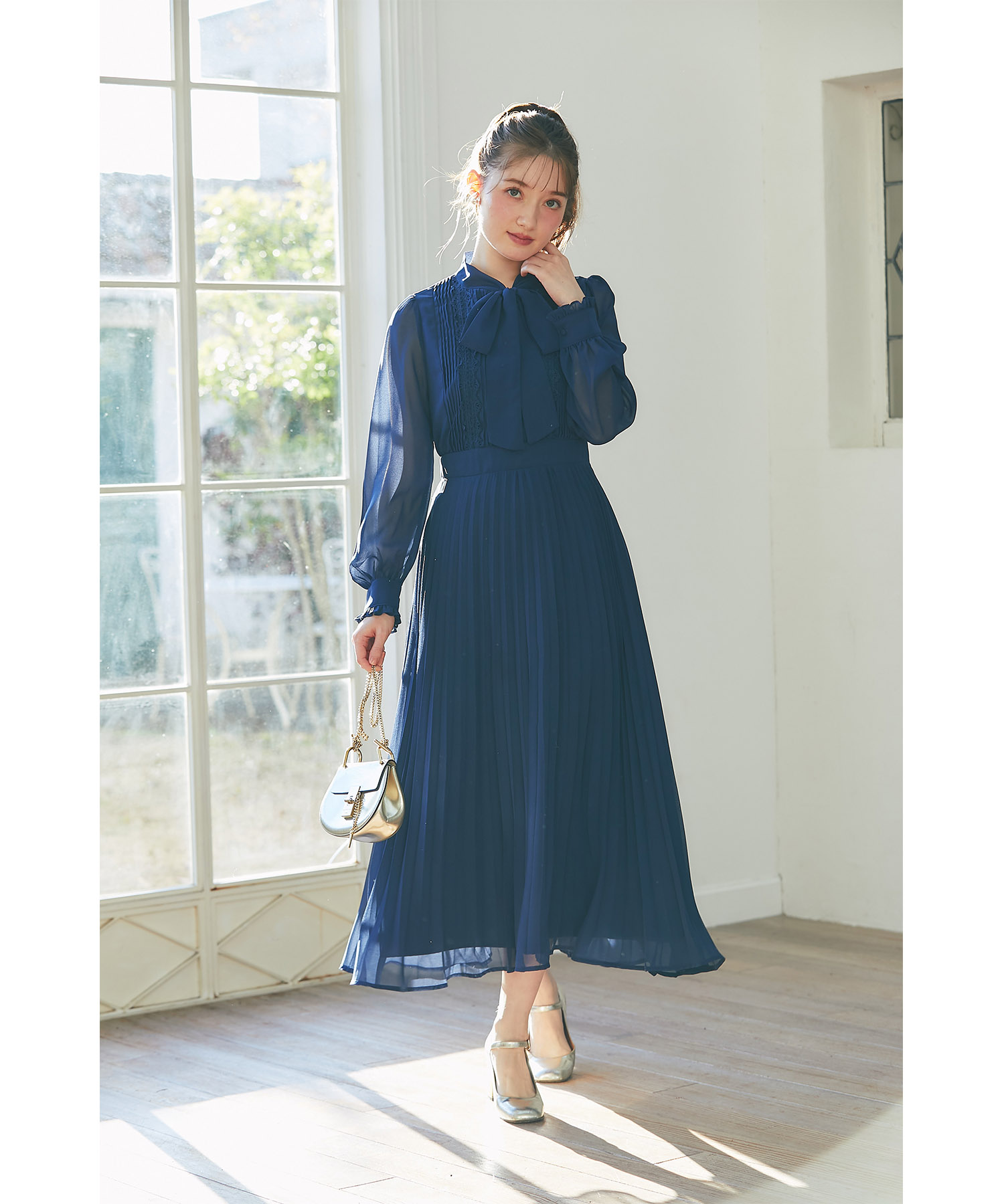 ラインレース×ピンタックボウタイリボンプリーツワンピース