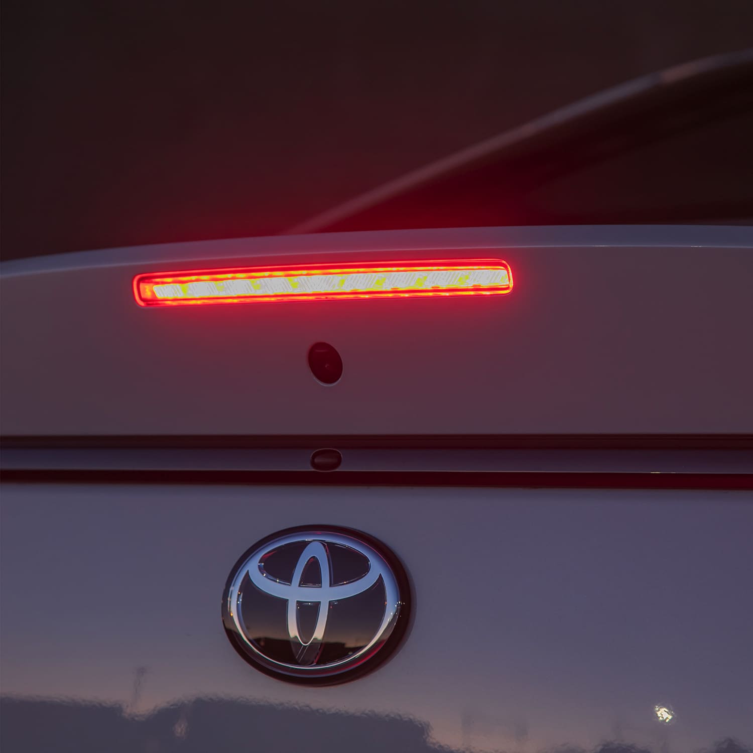 トヨタGR86(ZN8)・スバルBRZ(ZD8)専用ジュエル LEDハイマウント