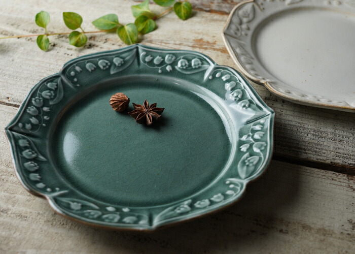 益子焼【スズランのお皿 / グレー】SSDDシリーズ 花柄 鈴蘭 プレート